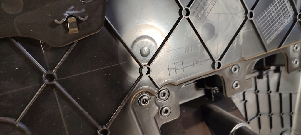 фото №7, Mercedes glk x204 обшивка обивка левый перед