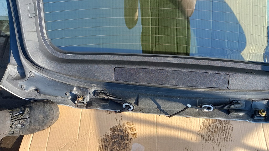 фото №9, Задняя крышка багажника mazda 5 06r van