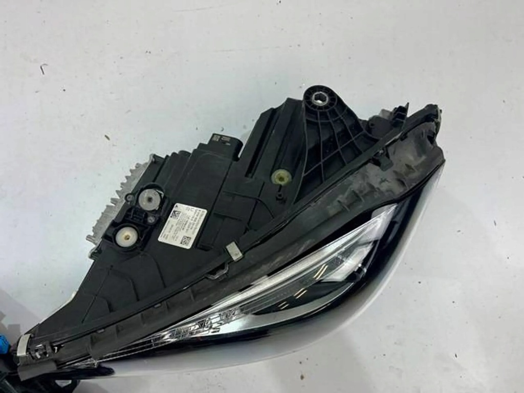 фото №13, Mercedes c-klasa w206 лампа перед левая правая a2069068003