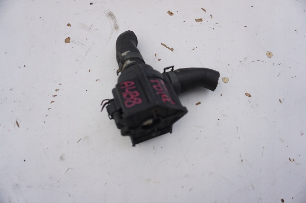 фото №1, Помпа рідина 8k0819147a audi a4 b8 2.0 tdi