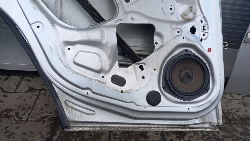 фото №6, Двері ліва задня opel vectra 2.2dtl 02r sedan