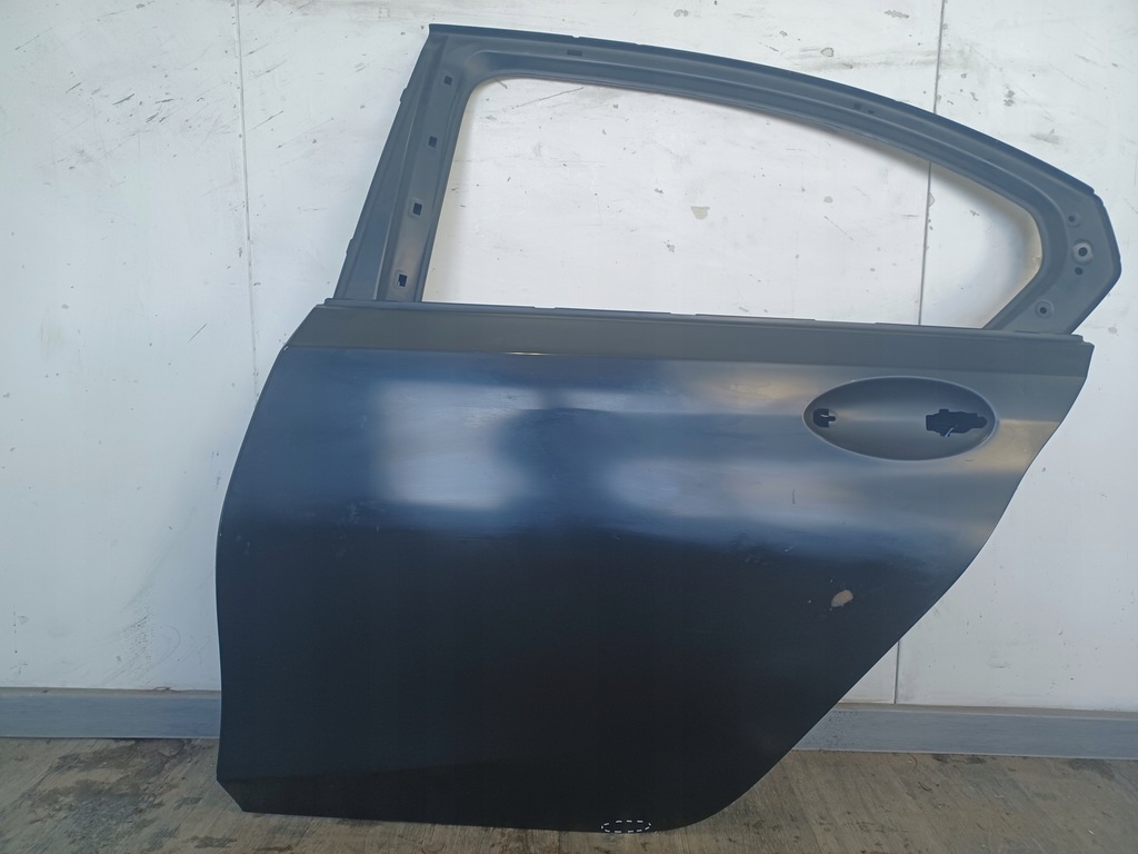 фото №1, Дверь --- bmw 3 g20 m3 g80 --- передние правое -- сервисные оригинальные