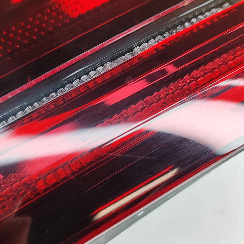 фото №9, Audi a6 s6 c7 4g 2015 левая сторона лампы задний крышки багажника