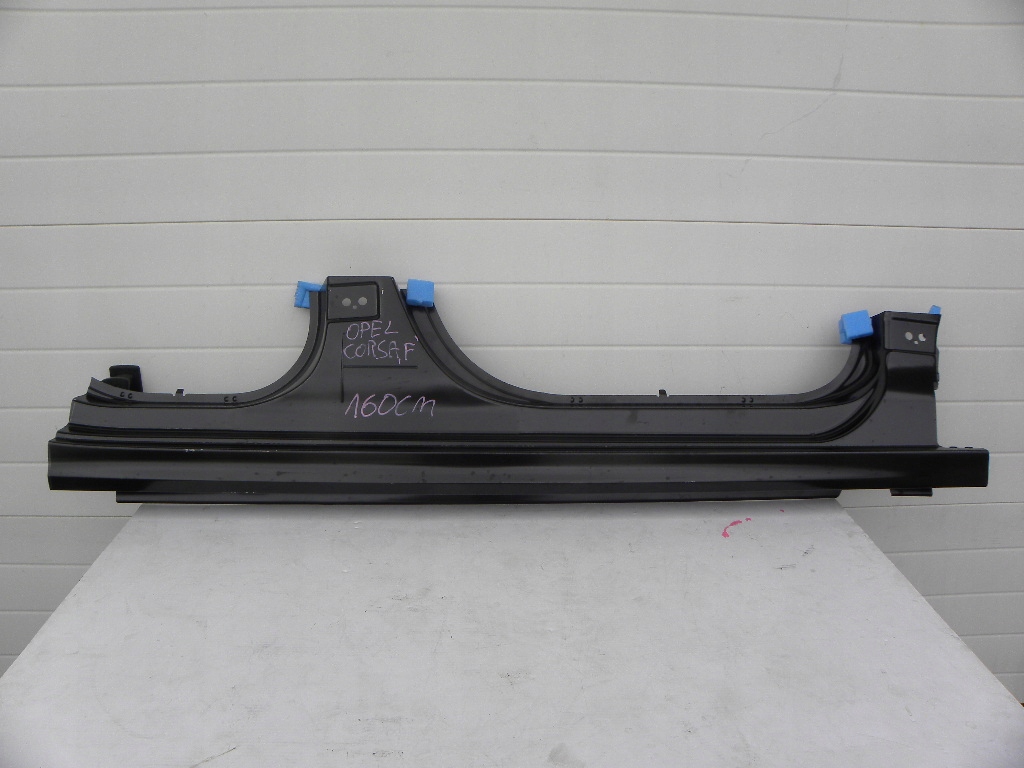 фото №1, Opel corsa f поріг права сторона 160 cm
