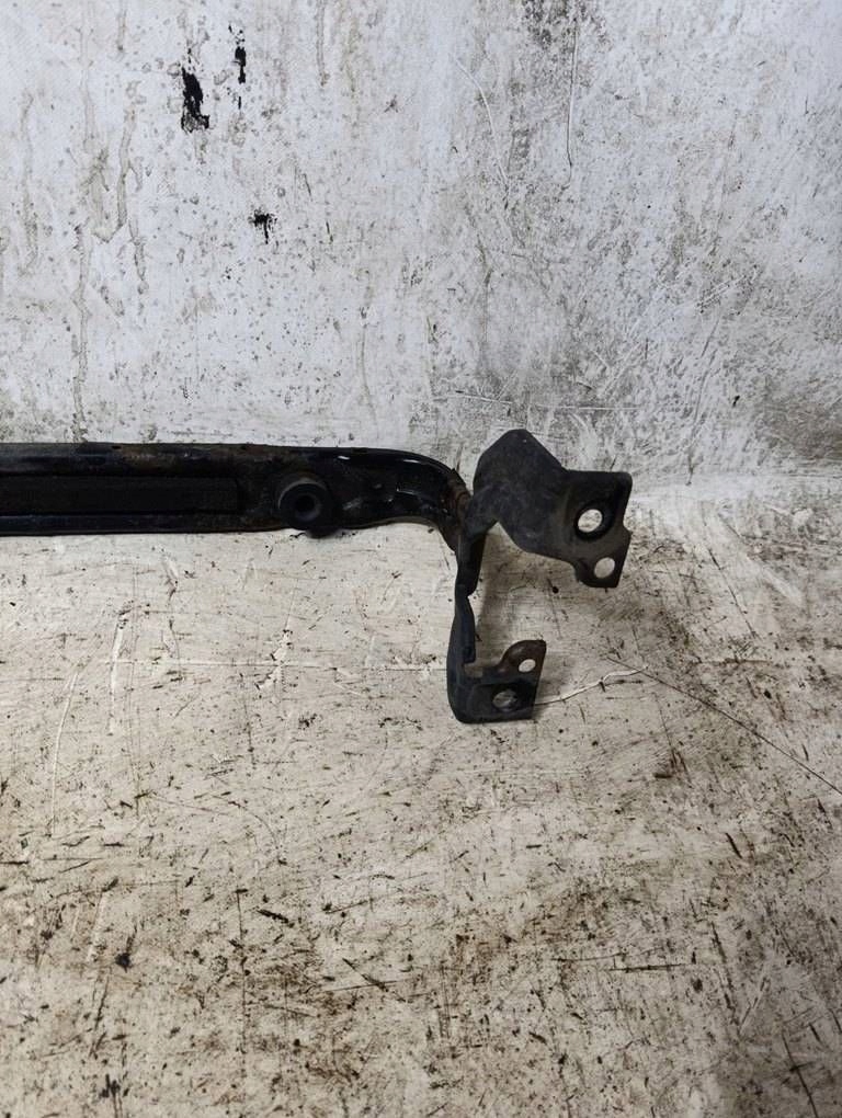 фото №7, Volvo v40 ii 12-19 r-design балка pod радіатор перед