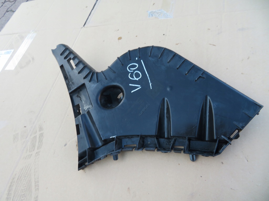 фото №1, Направляющая бампера левый задняя 31425465 volvo v60