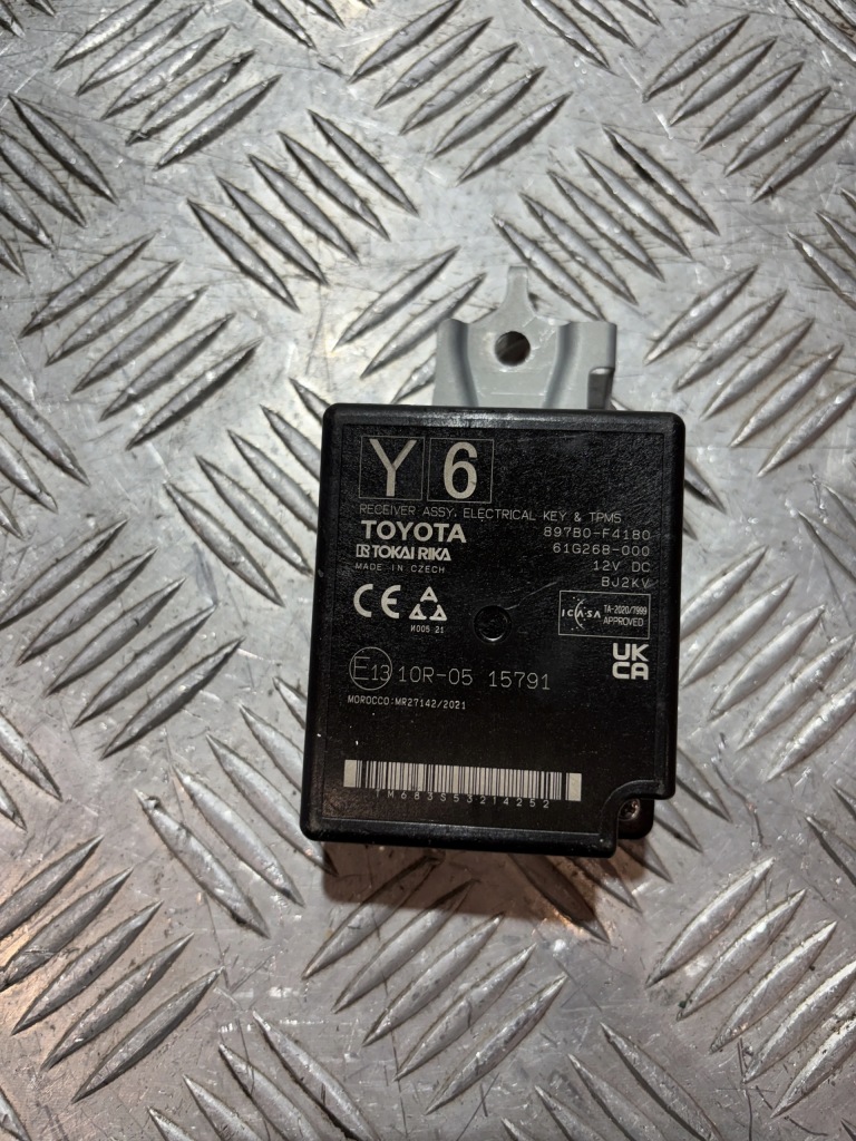 Купить Блок управления elektronicznego доступа 1 uruchomiania автомобиля kessy toyota c