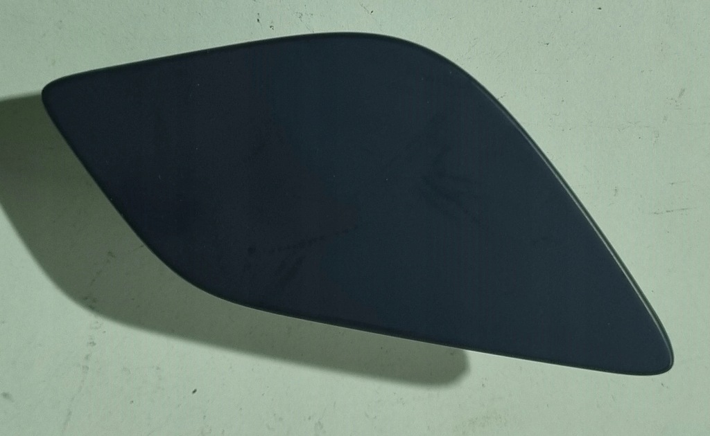 фото №1, Заглушка розпилювача лампи правий перед skoda enyaq