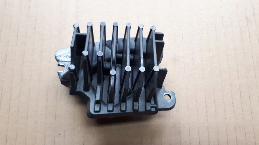 фото №1, Модуль led правий tesla 3 b109037-b