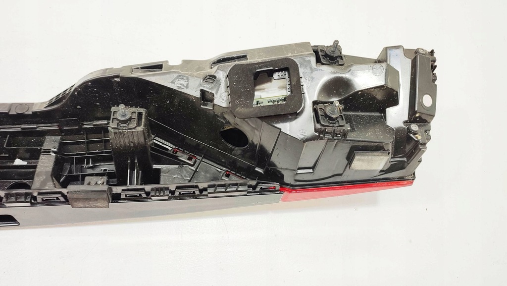 фото №14, Audi q8 накладка лампа задний крышки багажника