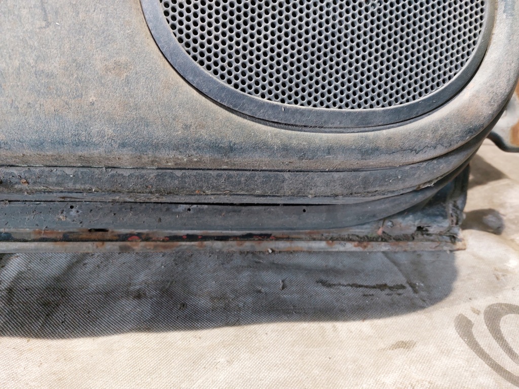 фото №11, Дверь левая задние задняя mazda 323s