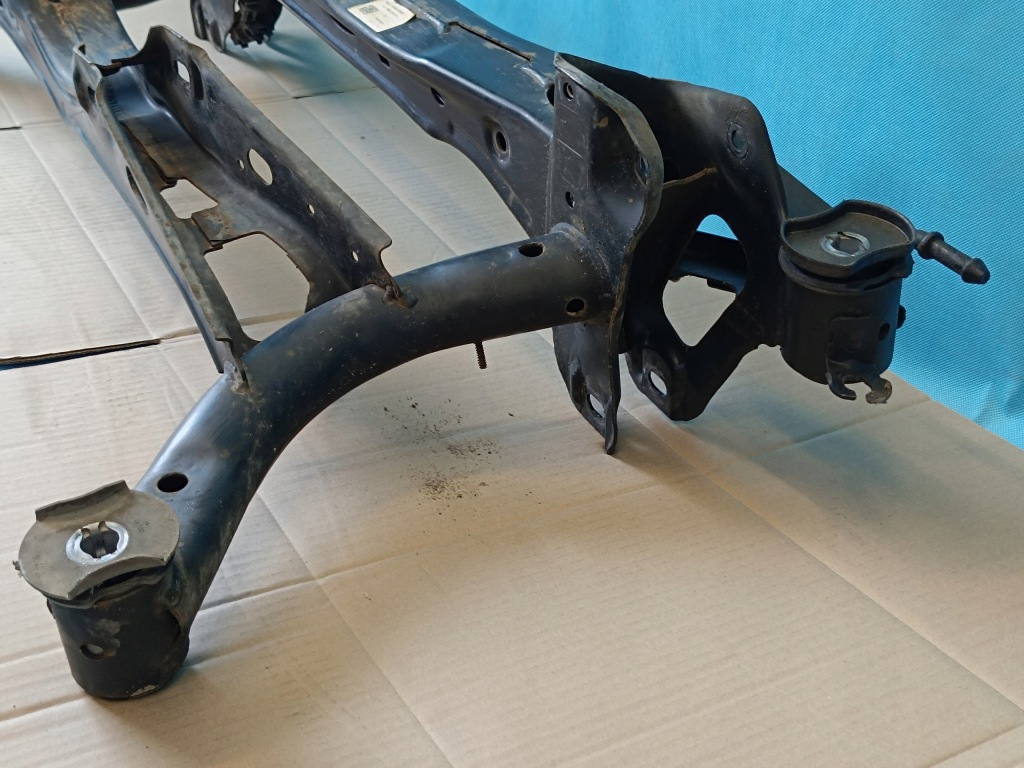 Vw tiguan ii 2 рестайлинг  1.5 tsi 96kw 2021 r подрамник подрамник подрамник задний  3q0505235ac с Разборки