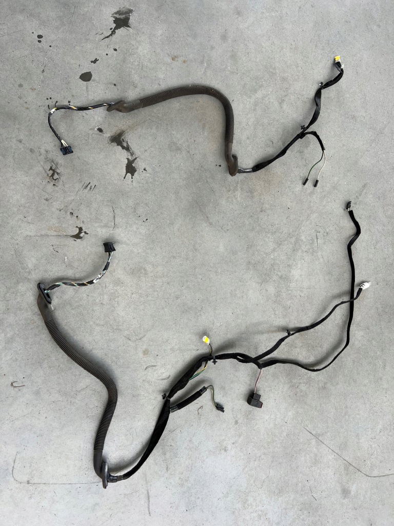 фото №1, Электропроводка задних дверь l - r vivaro trafic 01-14