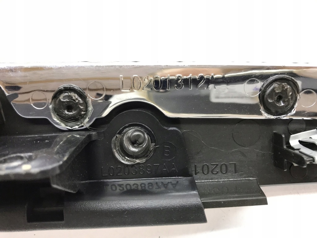 фото №10, Dodge grand caravan рамка панели приборной панели l0203897aa