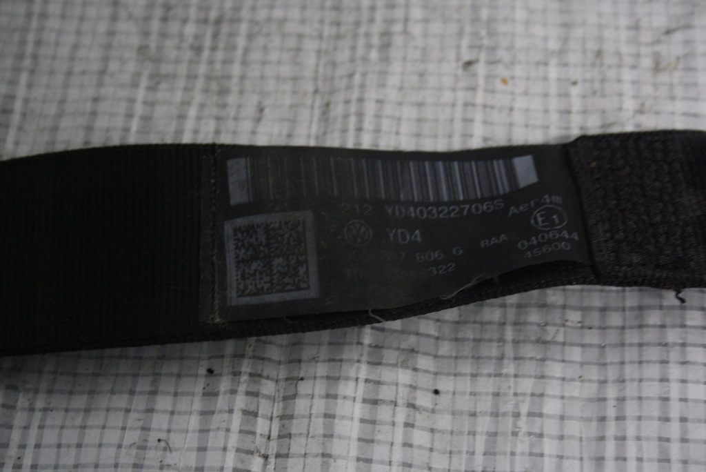 фото №3, Pas безпеки натягувач поперечина задня vw passat b6