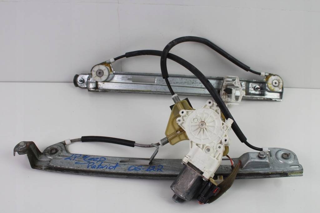 фото №1, Механизм стекло левый перед jeep patriot 06-12r