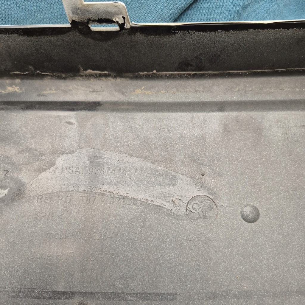 фото №16, Peugeot 5008 i 09-13 бампер перед передній pdc 9687444577