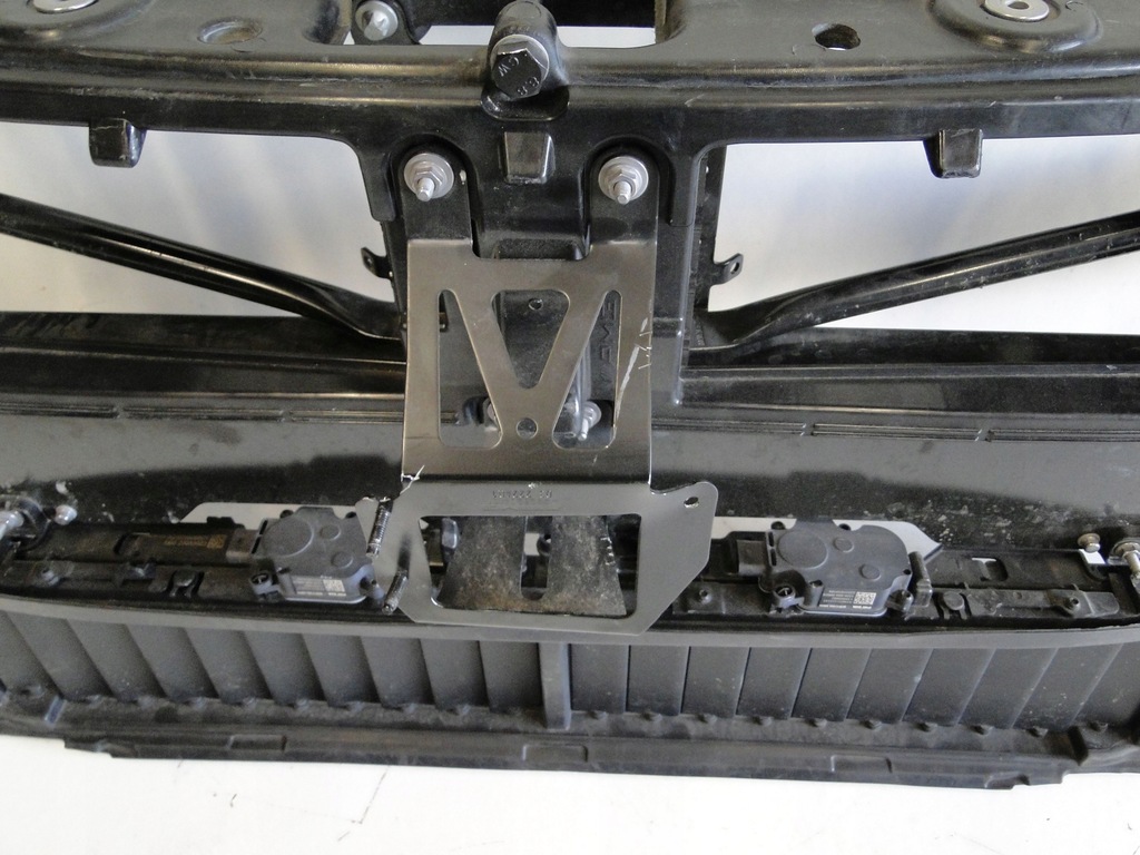 фото №3, Mercedes кронштейн кронштейн радара distronic na pas передний sl r232 232