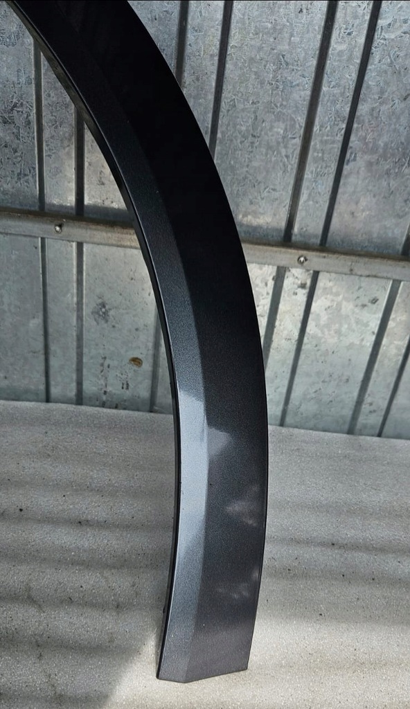 фото №8, Молдинг крыла правый перед audi e-tron 4ke853718/718a