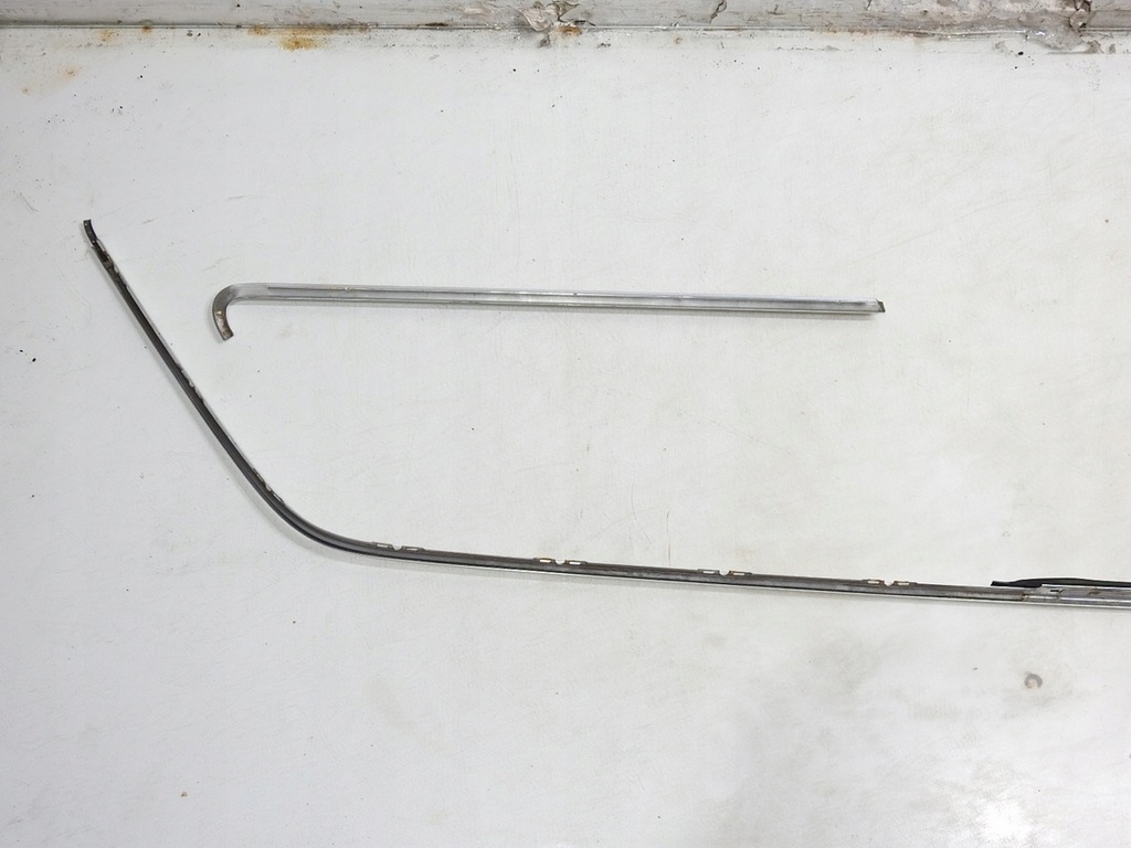 фото №8, Молдинг кузовная правая audi a4 b7 avant