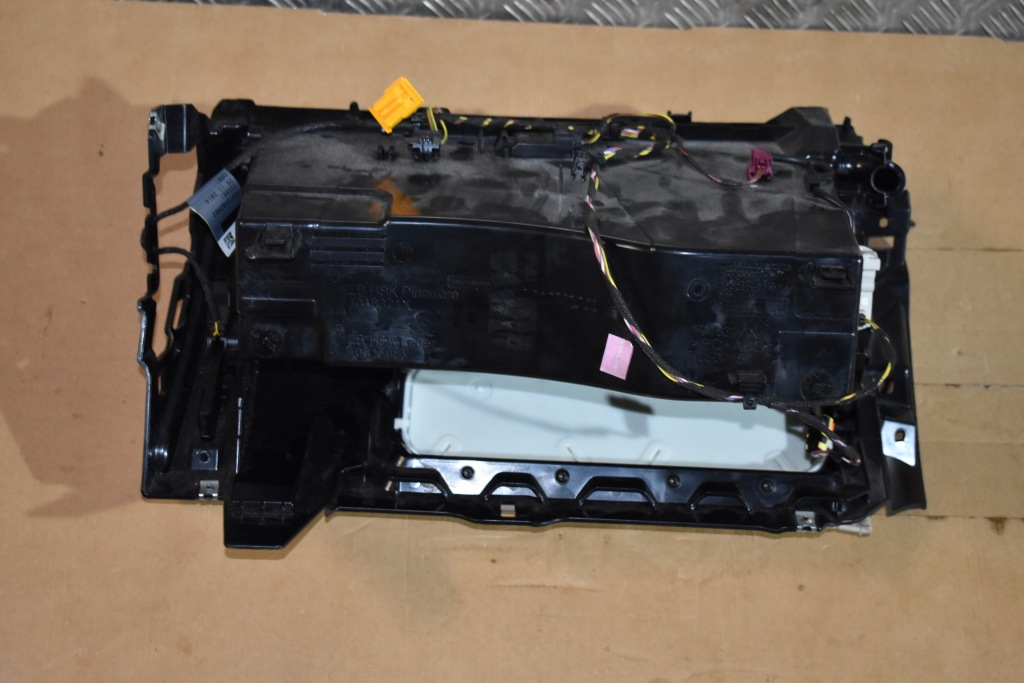 фото №3, Idealny бардачок пасажира mercedes sl r231 бежевий 1