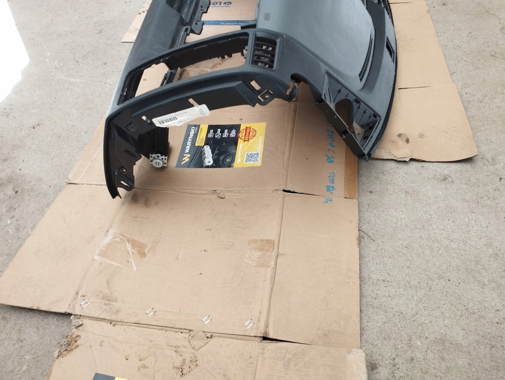 фото №10, Dodge ram 1500 09- приборная панель приборная подушка usa