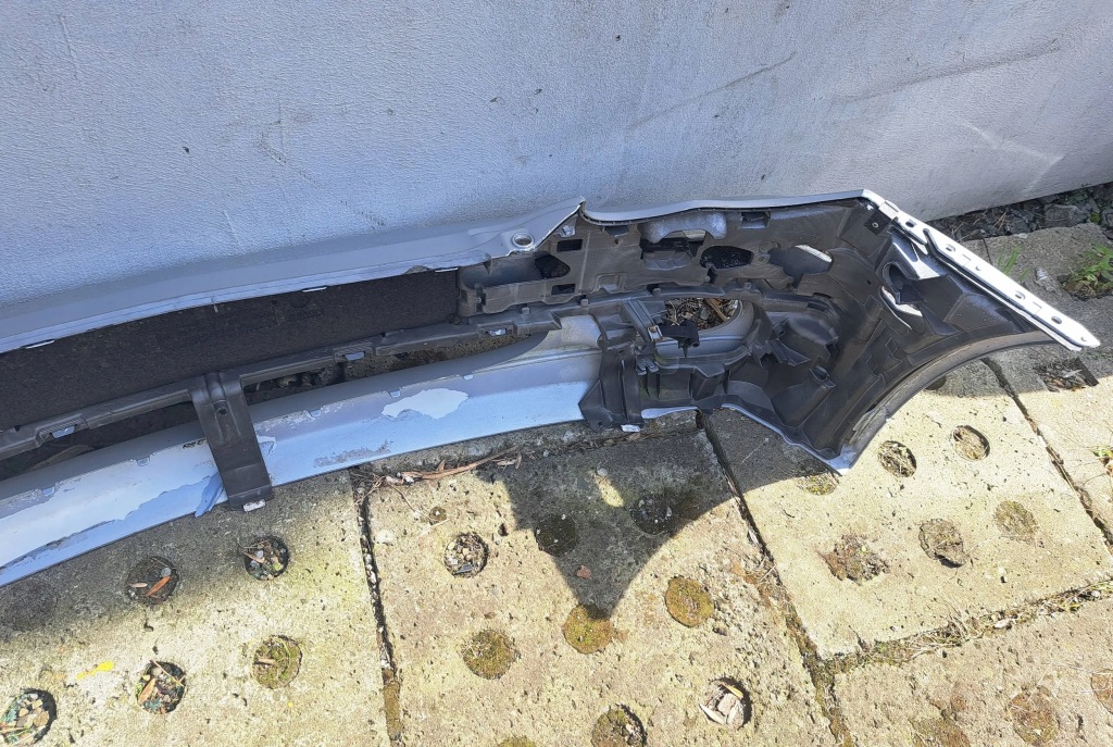 Mercedes c klasa w203 бампер перед передній Недорого