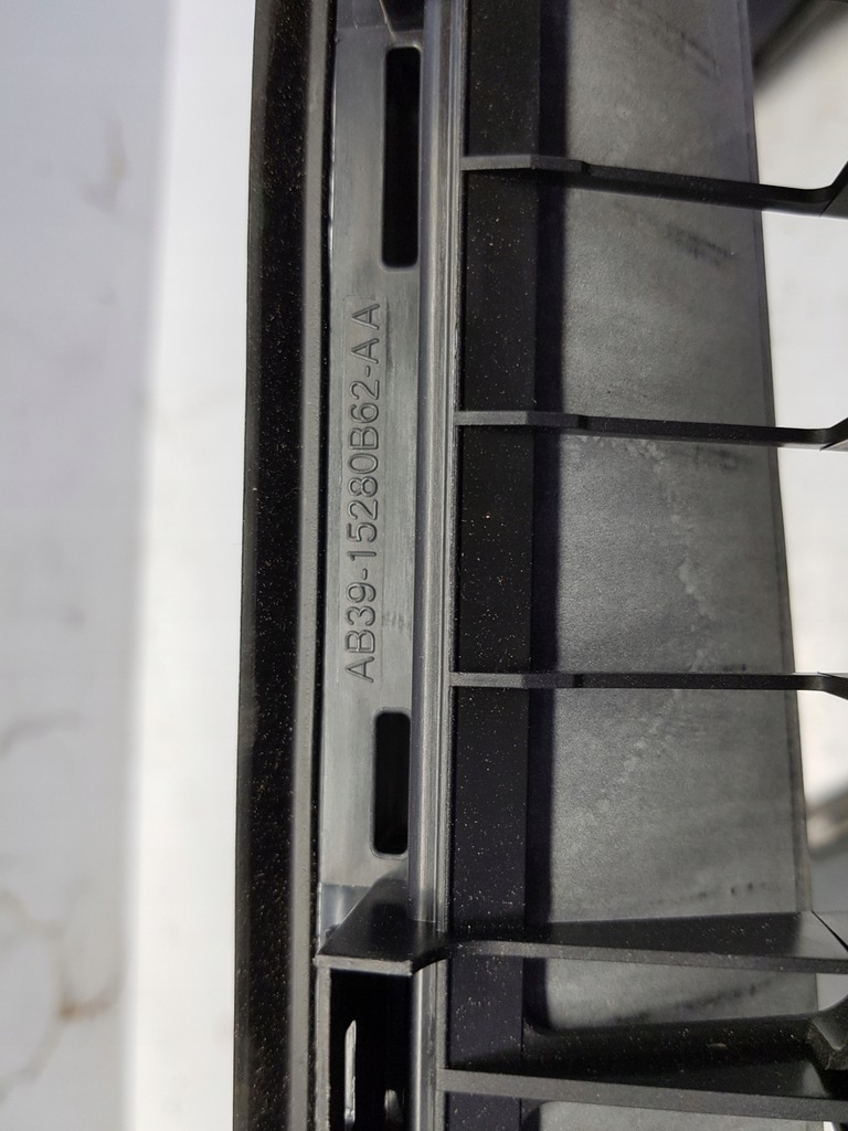 фото №4, Ford ranger iv v 2021 решітка вентиляційна pra ліва ab39-15280b62-aa