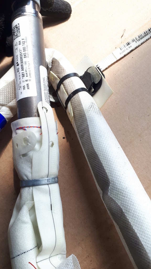 фото №9, S4 b8 a4 шторка безопасности воздушная air bag правая 8k0880742f