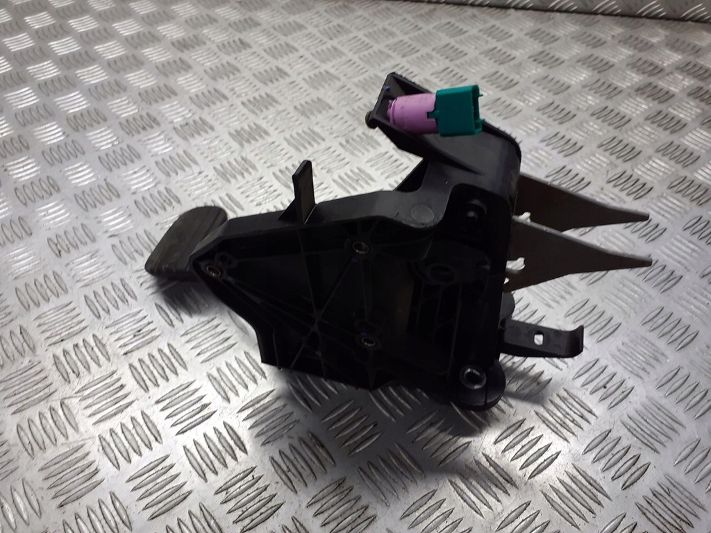 фото №3, Педаль гальма renault laguna iii 465010003r