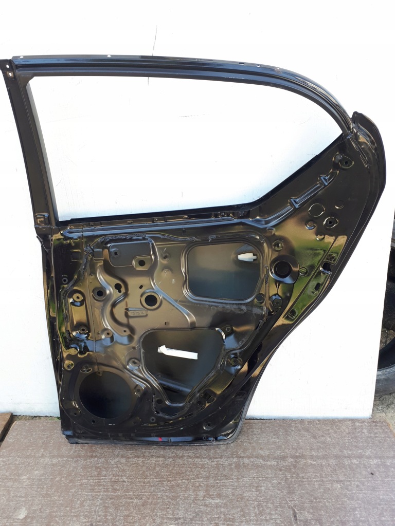 Lexus ct 200h 10-21 двері праве задні правий задня 2010- Київ