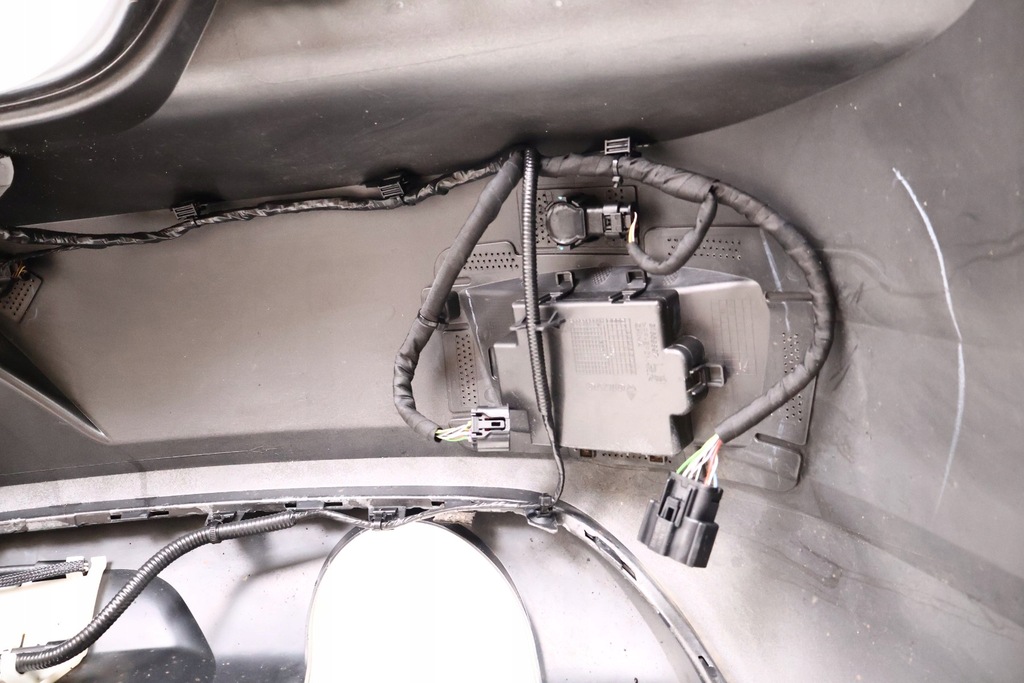 фото №14, Volvo s90 ii бампер задняя 714