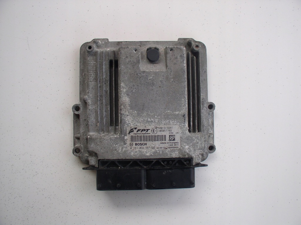 фото №1, Бортовой компьютер блок управления 0281032557 iveco daily