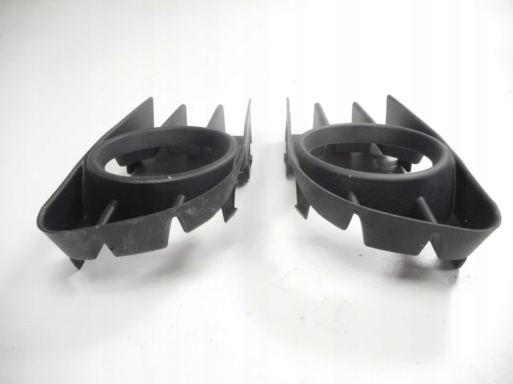 Бампер передний renault megane 2 оригинальный номер 7701474484 с Разборки