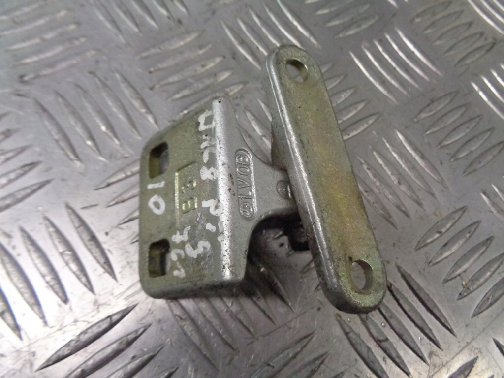 Купить Ограничитель дверь правый задний  mercedes w168 1.4