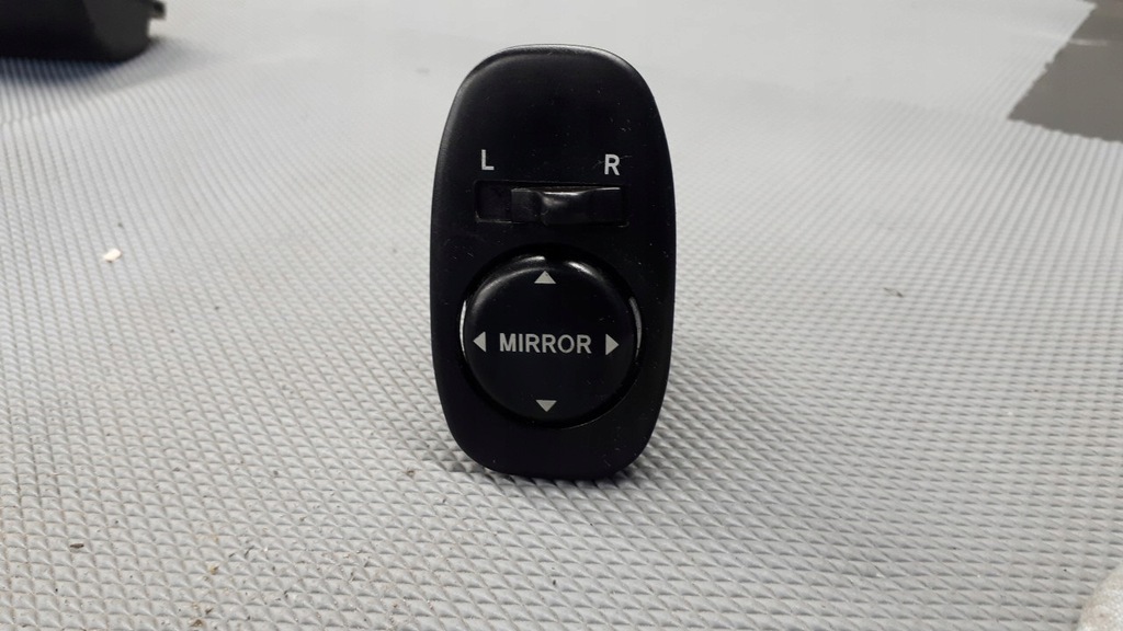 фото №1, Перемикач дзеркал carina e 95r