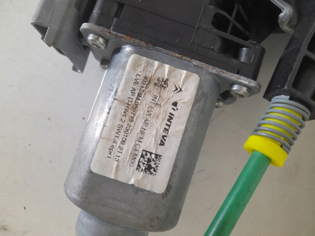 фото №4, Подъемник перед правый citroen c3 picasso 08-17