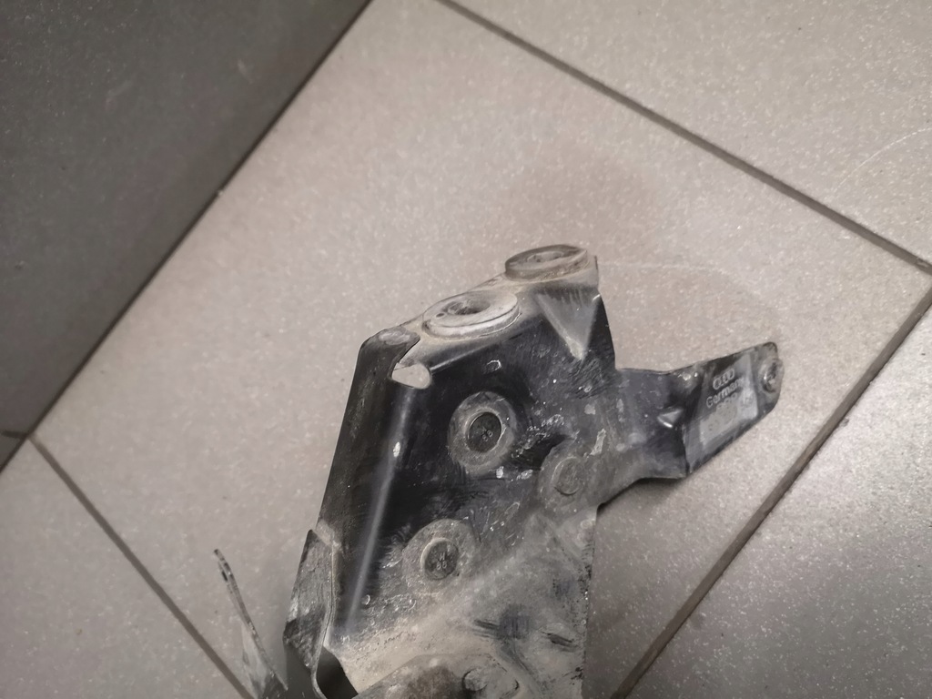 фото №5, Кронштейн насоса abs audi a6 c5 2.5 tdi 4b0203509