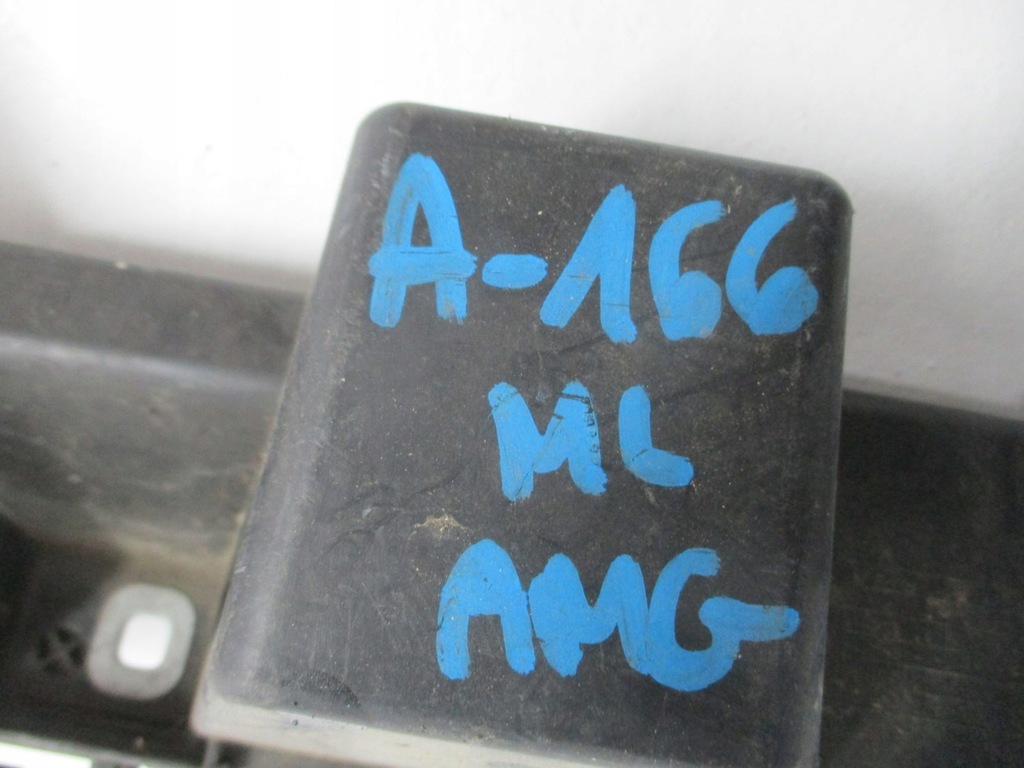 фото №8, Направляющая бампера задняя mercedes ml166 a1668850165