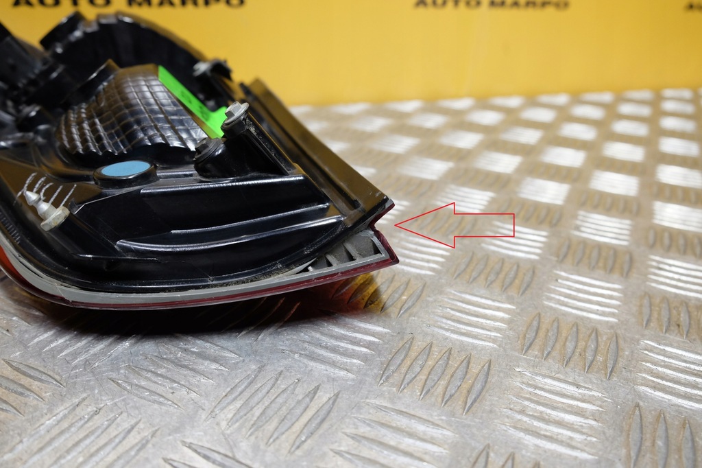 фото №11, Ford explorer sport 2011-2015 лампа задня задня права usa