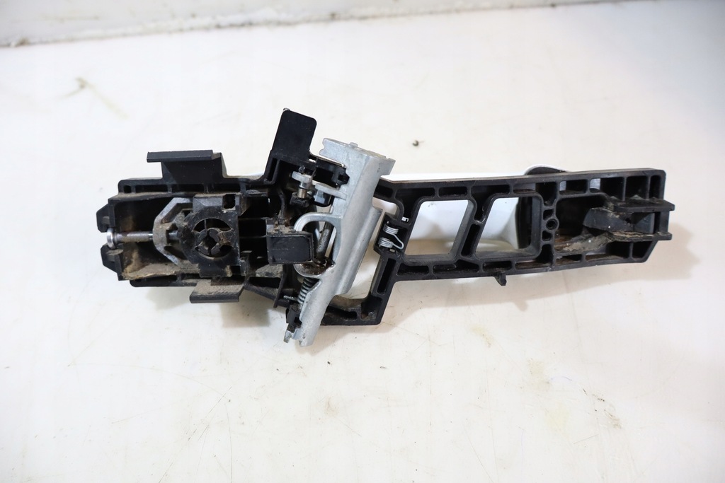 фото №3, Ручка багажника наружная transit courier