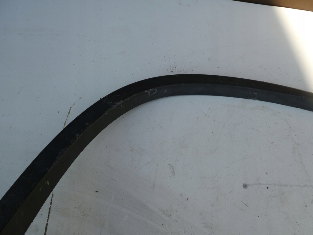 фото №5, Молдинг крыла левая задняя vw tiguan 5n 5n0854819c