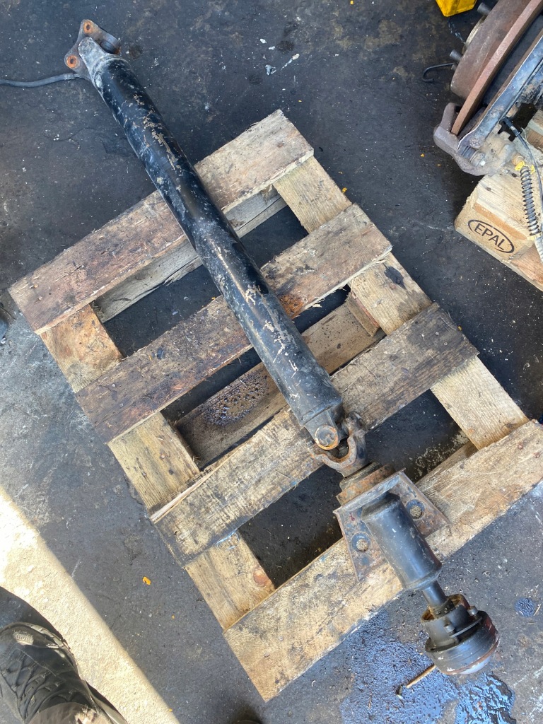 Купити Mercedes ml w163 2,7 cdi wał привідний задній задній