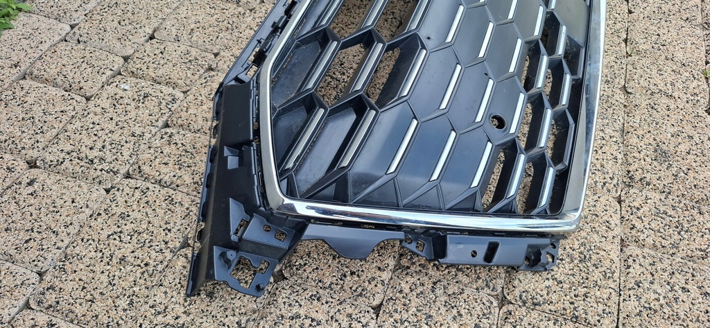 фото №7, Audi a3 s3 8y 2019- решётка радиатора решётка радиатора бампер перед pod pdc радар 8y0853651c