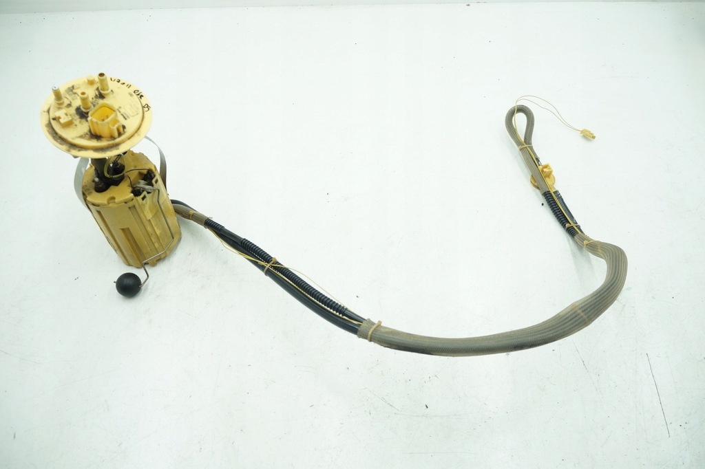 фото №1, Volvo s60 v70 ii d5 насос топлива 30671866