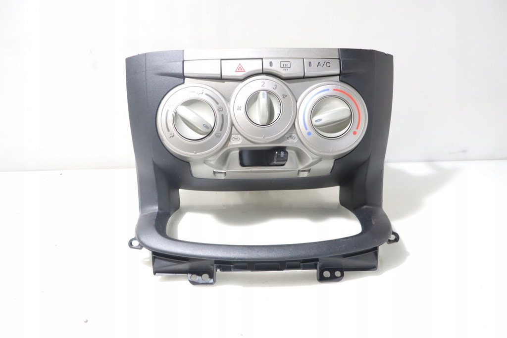 фото №1, Панель управление обдув daihatsu sirion ii