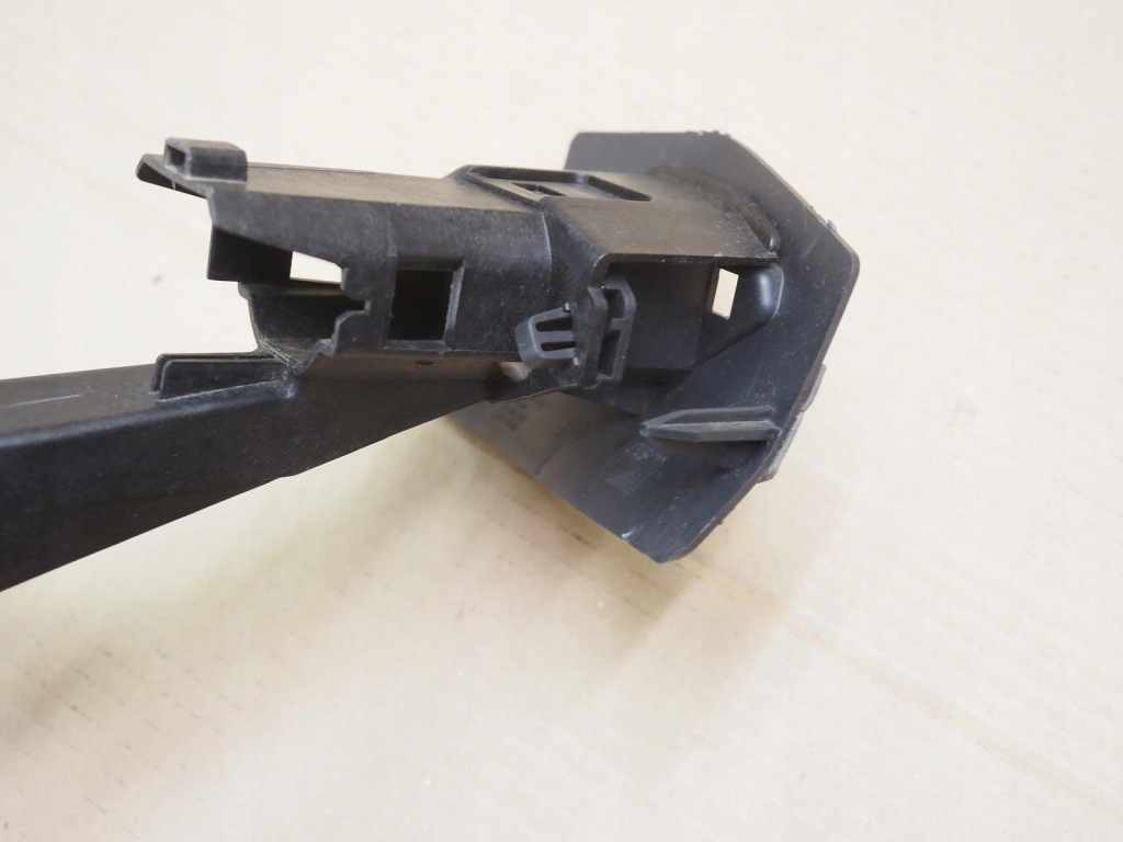 Кронштейн правий омивача фари seat leon 3 3 5f рестайлінг  16- 5f0807596 в Україні