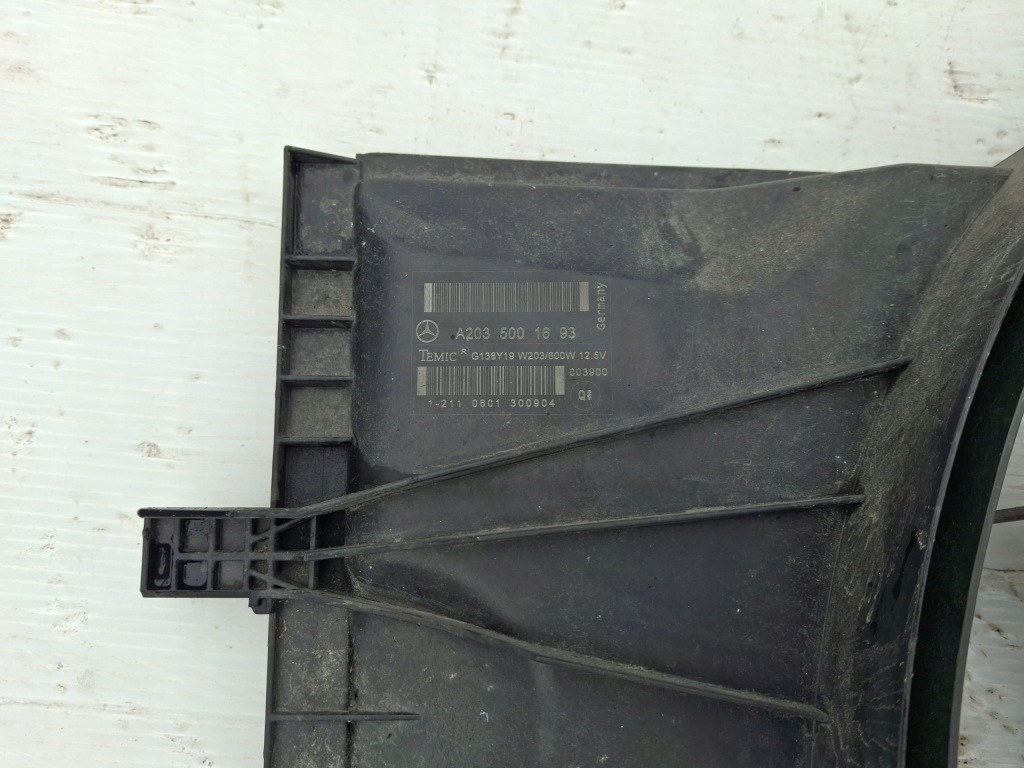 Mercedes w203 вентилятор вентилятор радиатора комплектный  a2035001693 с Разборки