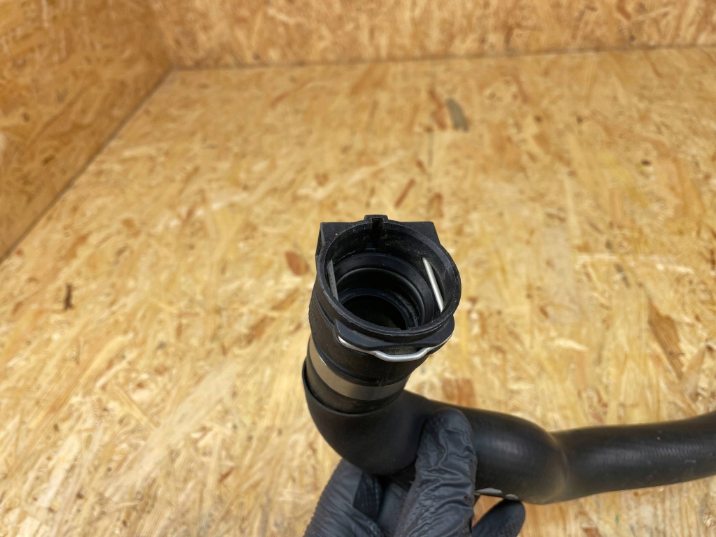 Купить Пабтрубок  труба шланг воды bmw f39 f40 f45 f46 f48 mini f55 f56 f57 7645520