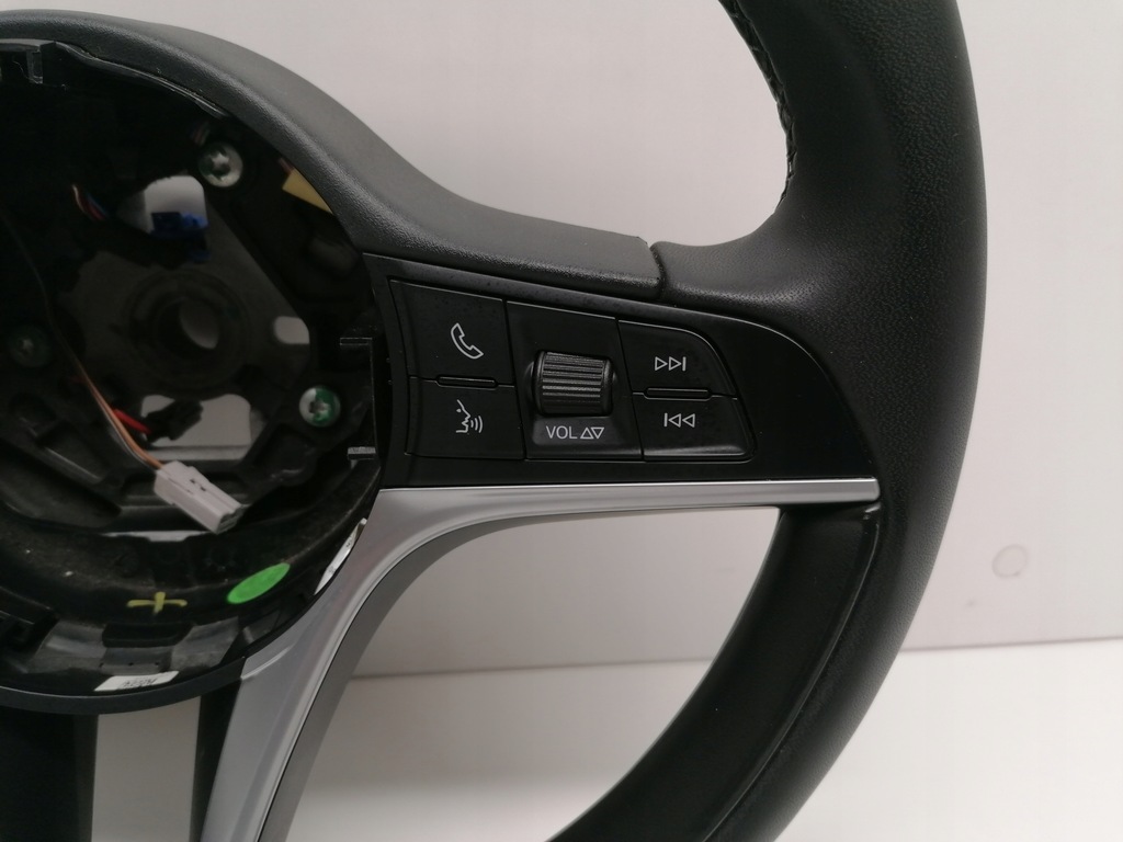 фото №6, Alfa romeo giulia повітропровід шкіра оригінал 2016-